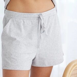 HYBERNATE Drawstring shorts
